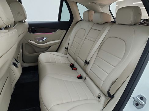 Certified 2022 Mercedes-Benz GLC 300 image 15