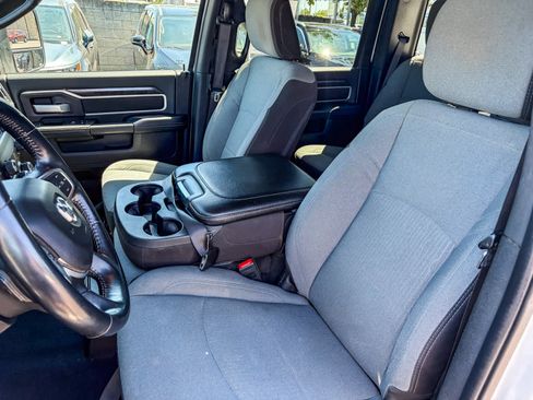 Used 2024 RAM 2500 Big Horn AWD/4WD image 16