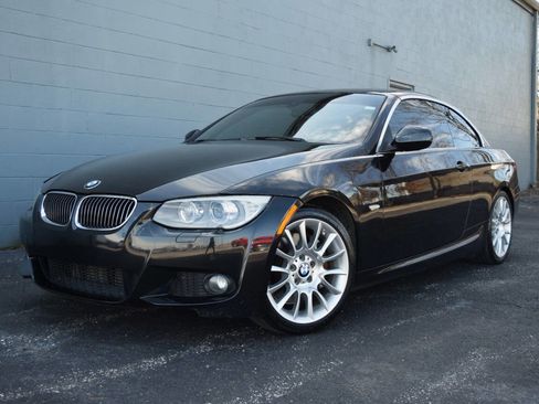 Used 2012 BMW 335i Convertible image 9