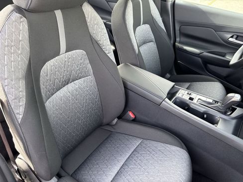 New 2026 Nissan Sentra SV w/ Floor Mat Package FWD image 8
