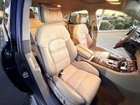 Used 2008 Audi S8 image 47