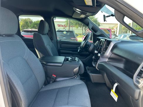 Used 2024 RAM 1500 Tradesman w/ Night Edition AWD/4WD image 12