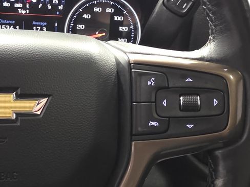 Used 2022 Chevrolet Silverado 2500 High Country w/ Z71 Off-Road Package image 35