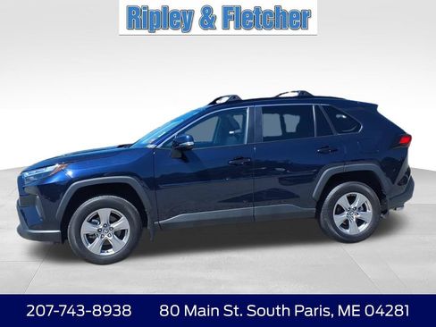 Used 2022 Toyota RAV4 XLE w/ Convenience Package AWD/4WD image 9