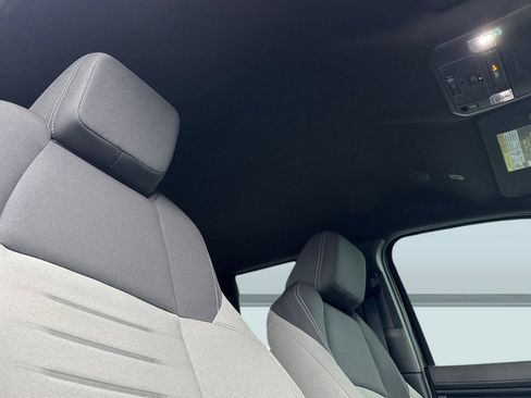 Certified 2025 Toyota Tacoma TRD Sport image 26