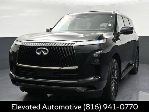Certified 2026 INFINITI QX80 Autograph AWD/4WD image 3