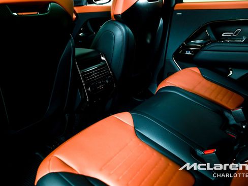 Used 2025 Land Rover Range Rover Sport SV Edition Two image 18