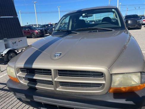 Used 2003 Dodge Dakota 4x4 Club Cab image 2