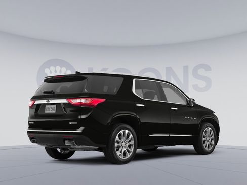 Used 2018 Chevrolet Traverse Premier w/ Redline Edition AWD/4WD image 4