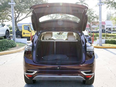 Used 2023 Buick Envision Avenir image 21