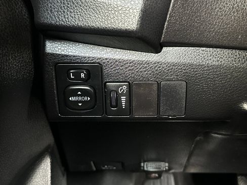 Used 2014 Toyota Corolla L FWD image 23