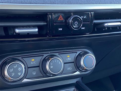 New 2026 Nissan Kicks S image 25