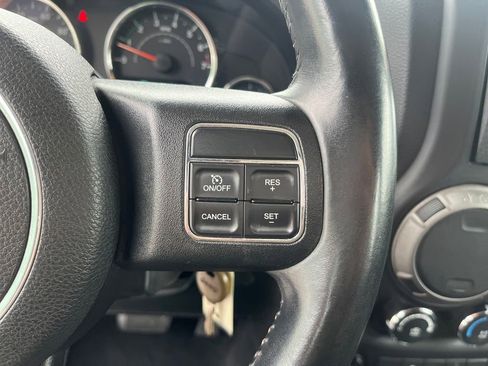 Used 2014 Jeep Wrangler Unlimited Sport w/ Connectivity Group AWD/4WD image 14