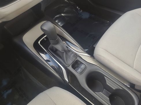 Certified 2021 Toyota Corolla LE image 20