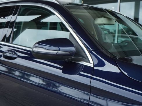 Used 2018 Mercedes-Benz GLC 300 4MATIC image 13