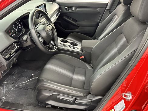 Used 2025 Honda Civic Sport image 2