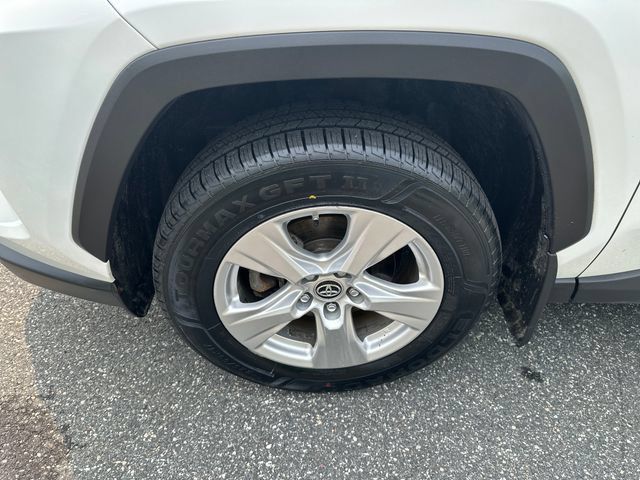 Used 2019 Toyota RAV4 XLE w/ Convenience Package AWD/4WD image 26