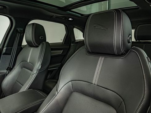 Certified 2025 Jaguar F-PACE R-Dynamic S image 30