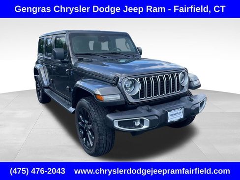 Certified 2025 Jeep Wrangler Unlimited Sahara AWD/4WD image 1