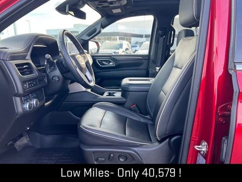 Certified 2024 GMC Yukon XL SLT w/ SLT Luxury Package image 9