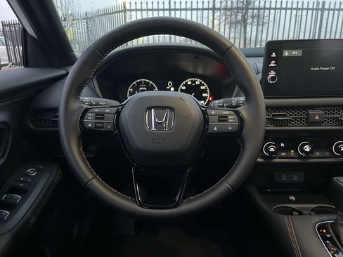 Used 2026 Honda HR-V Sport image 17