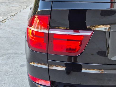 Used 2011 BMW X5 xDrive35i image 22