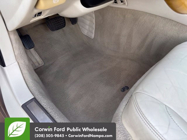 Used 2005 Lexus SC 430 Convertible RWD image 24