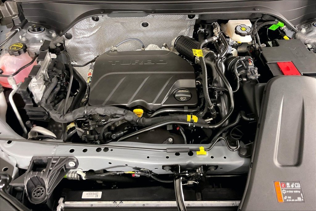 New 2026 Buick Envista Sport Touring w/ Convenience I Package FWD image 2