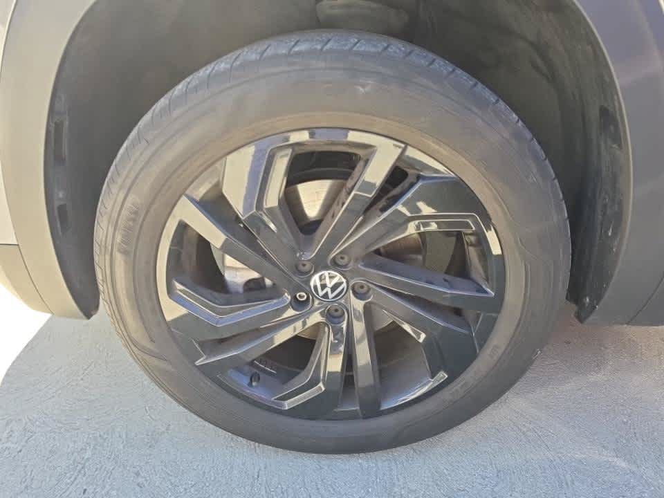 Used 2023 Volkswagen Atlas SE FWD image 12