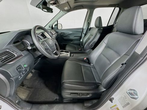 Used 2023 Honda Ridgeline RTL image 12