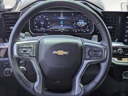 Used 2023 Chevrolet Silverado 1500 LT AWD/4WD image 19
