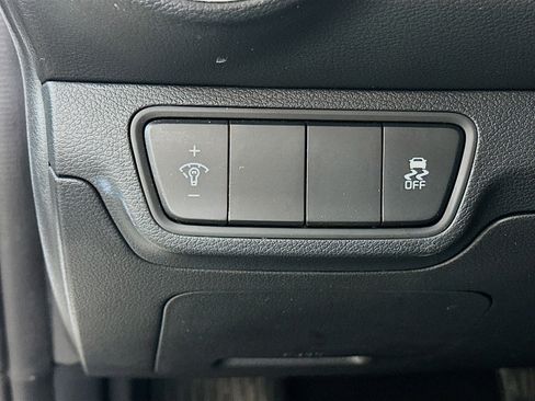 Used 2024 Kia Forte LXS image 17