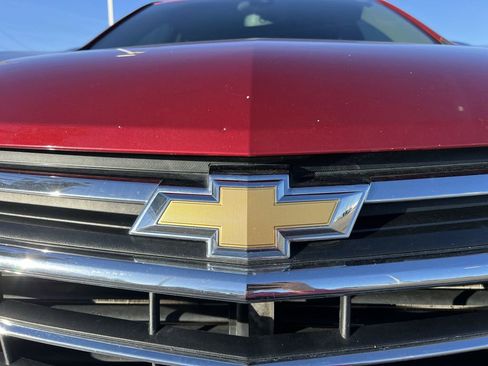 Used 2020 Chevrolet Equinox Premier image 32