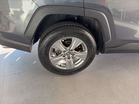 Used 2025 Toyota RAV4 XLE AWD/4WD image 45