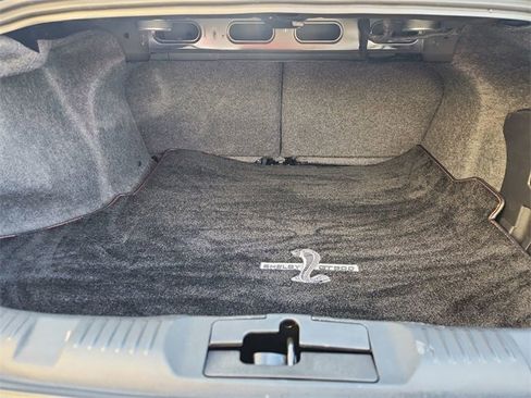 Used 2022 Ford Mustang Shelby GT500 w/ Technology Package image 24