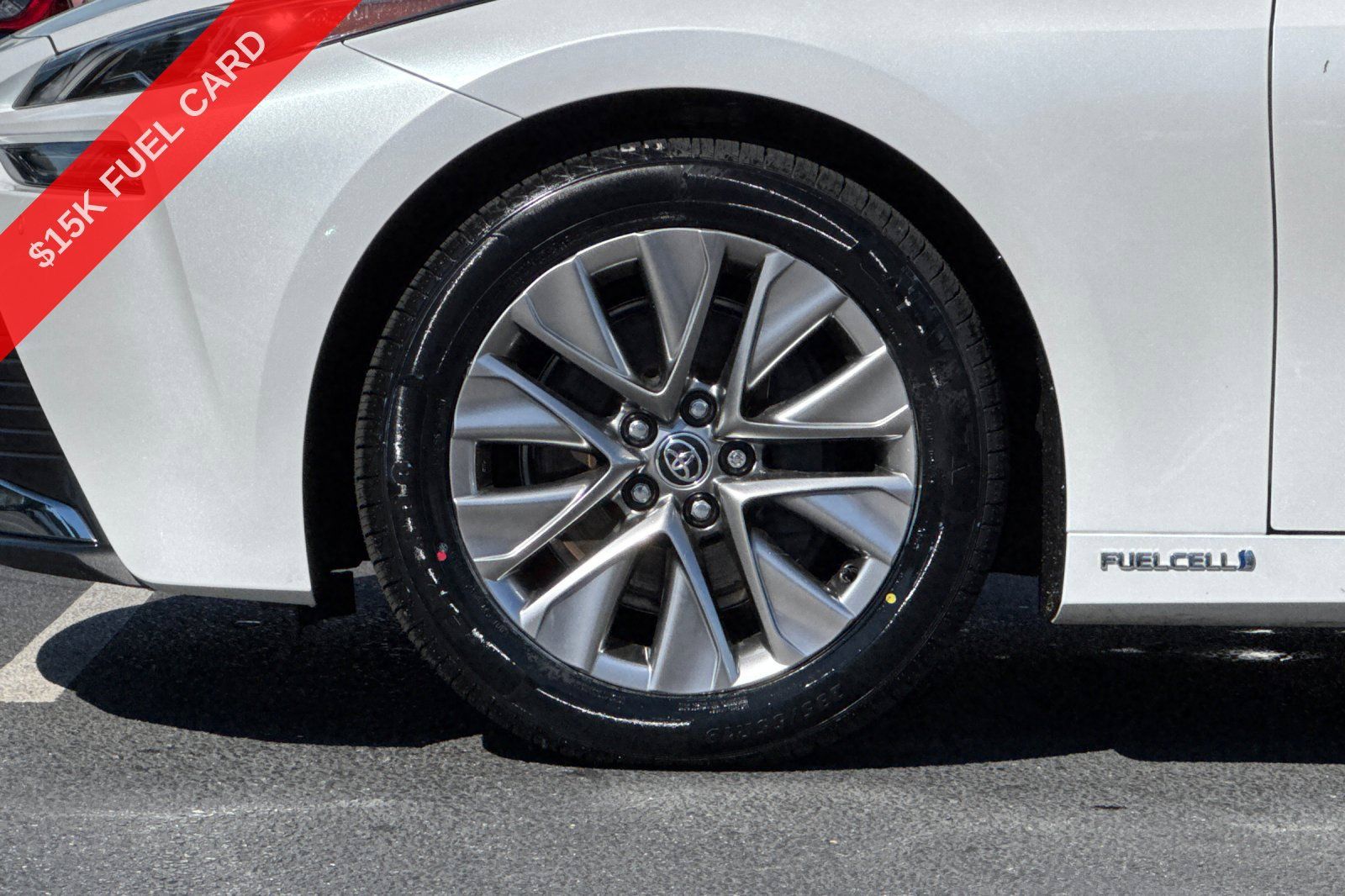 Certified 2022 Toyota Mirai w/ Advanced Technology Package RWD image 12