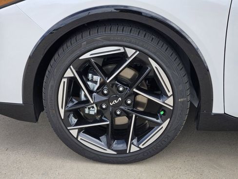 New 2026 Kia K4 GT-Line Turbo FWD image 9