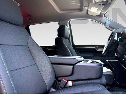 New 2025 Chevrolet Silverado 1500 LT image 10
