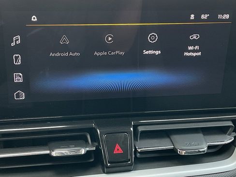 Used 2025 Chevrolet TrailBlazer LT image 32