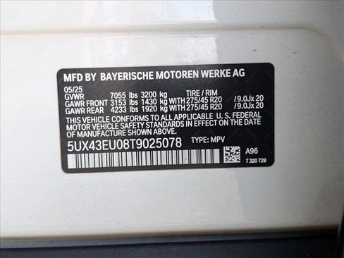 Certified 2026 BMW X5 xDrive50e w/ Premium Package image 25