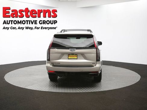 Used 2024 Cadillac Escalade Sport Platinum w/ LPO, ONYX Package image 42