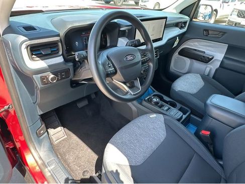 Used 2025 Ford Maverick XLT w/ Equipment Group 302A AWD/4WD image 7
