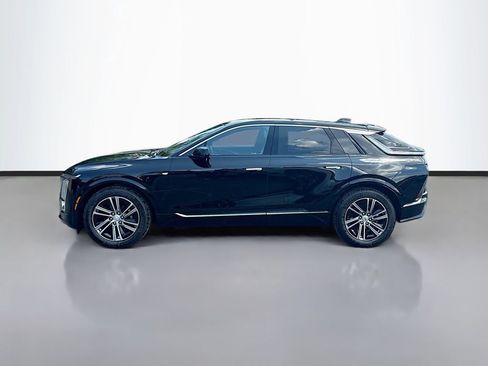 New 2025 Cadillac Lyriq Luxury image 8