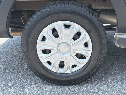 Certified 2025 Ford Transit 250 Low Roof w/ Exterior Upgrade Package RWD image 18