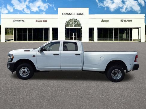 Used 2023 RAM 3500 Tradesman AWD/4WD image 6