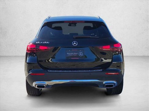Used 2026 Mercedes-Benz GLA 250 image 8