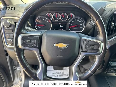 Used 2022 Chevrolet Silverado 2500 LT w/ Convenience Package AWD/4WD image 11