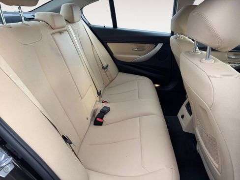 Used 2018 BMW 320i Sedan image 29