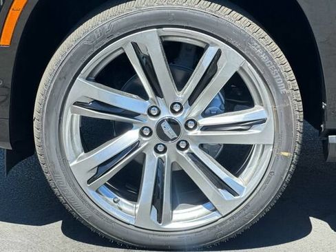 New 2026 Cadillac Escalade ESV Platinum Sport AWD/4WD image 25