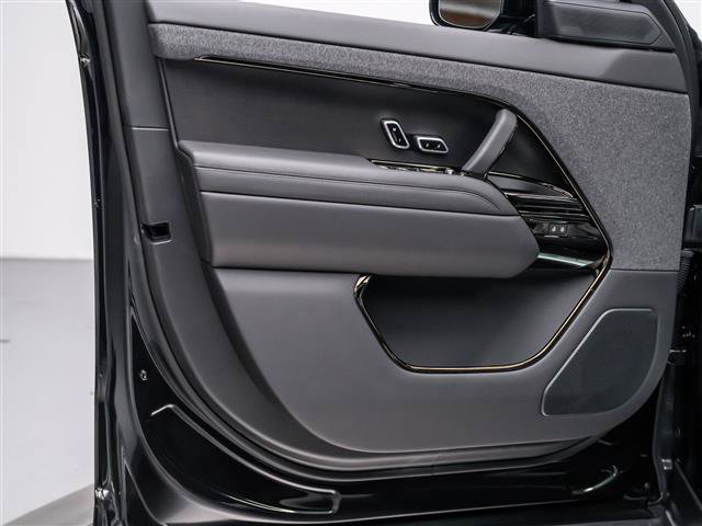 New 2027 Land Rover Range Rover Sport Dynamic SE AWD/4WD image 24